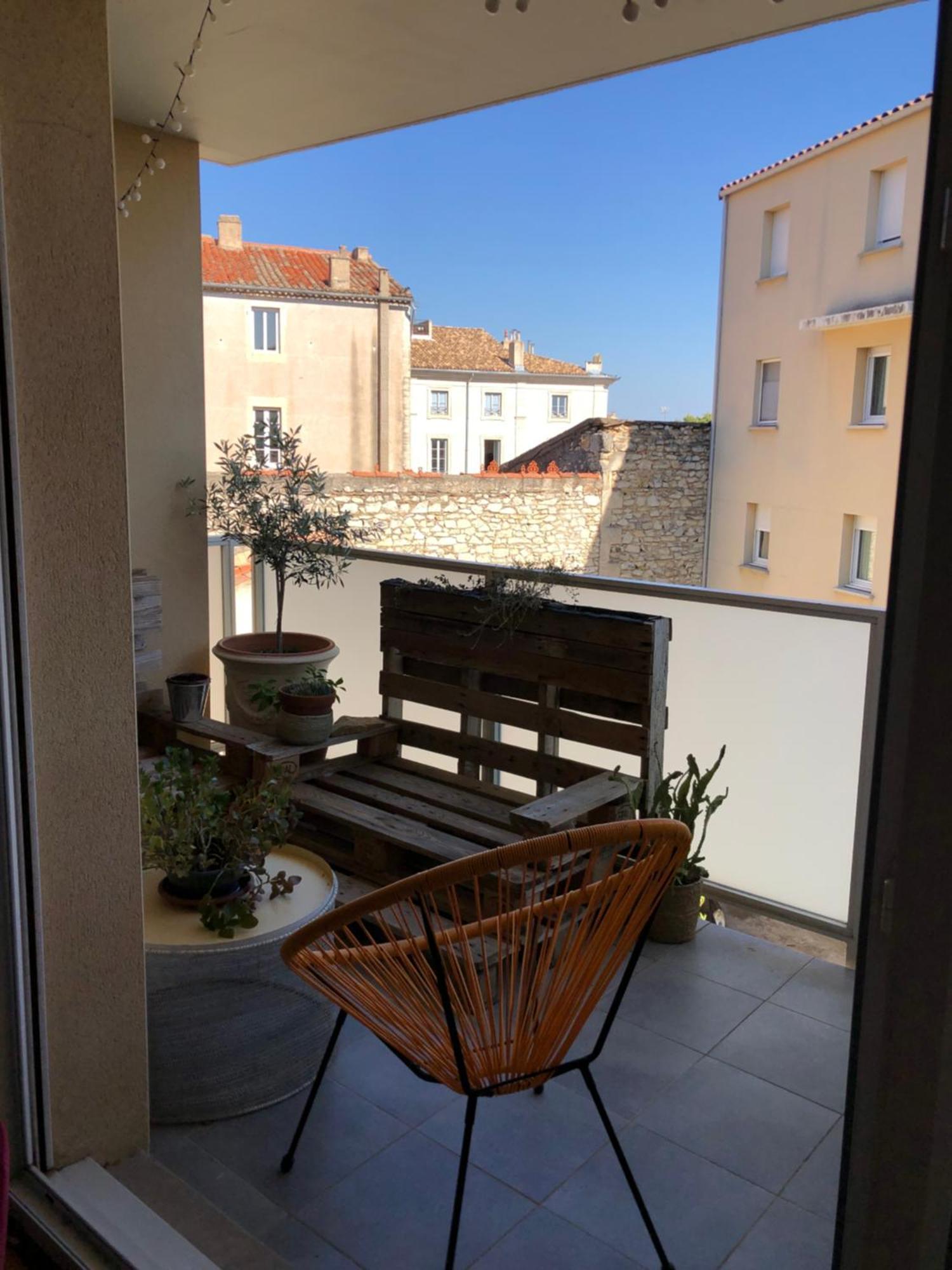 Bel Appartement Nimois Au Calme Avec Balcon Nimes Exterior photo
