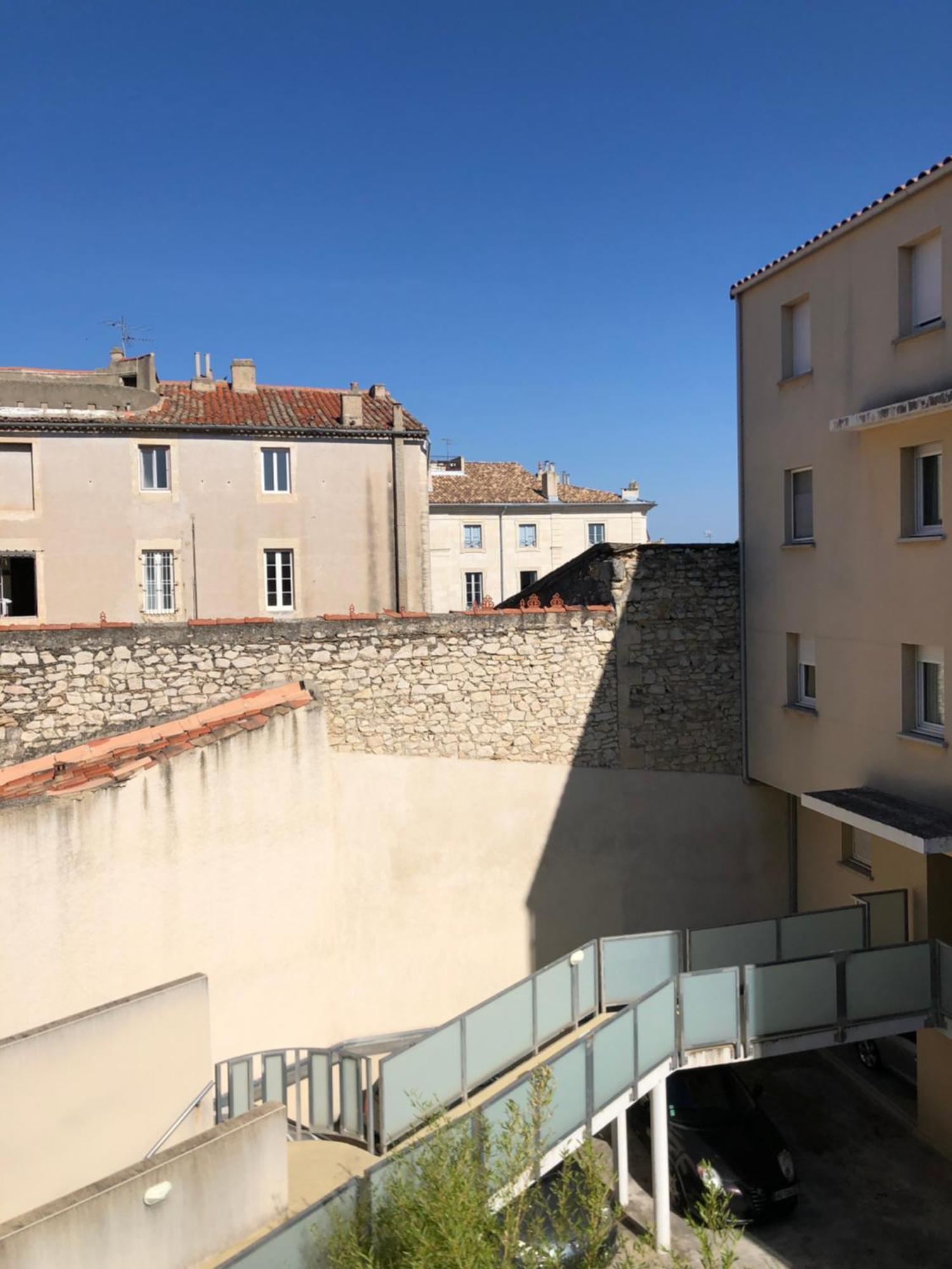 Bel Appartement Nimois Au Calme Avec Balcon Nimes Exterior photo